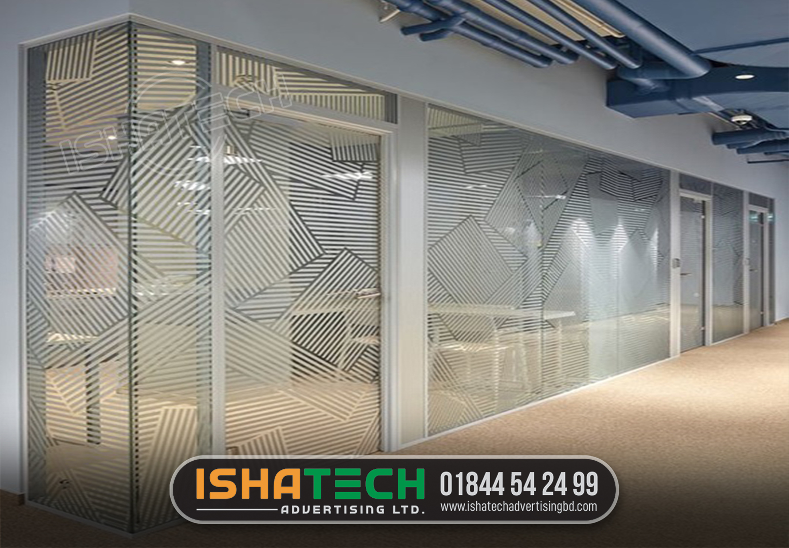 Office door and partitions, made from clear glass and sandblasted wavy design, with ROYAL° handles and accessories. Metal Screen Laser Cut Aluminum Screen 10 Mm Bronze Color For Room Divider Decoration