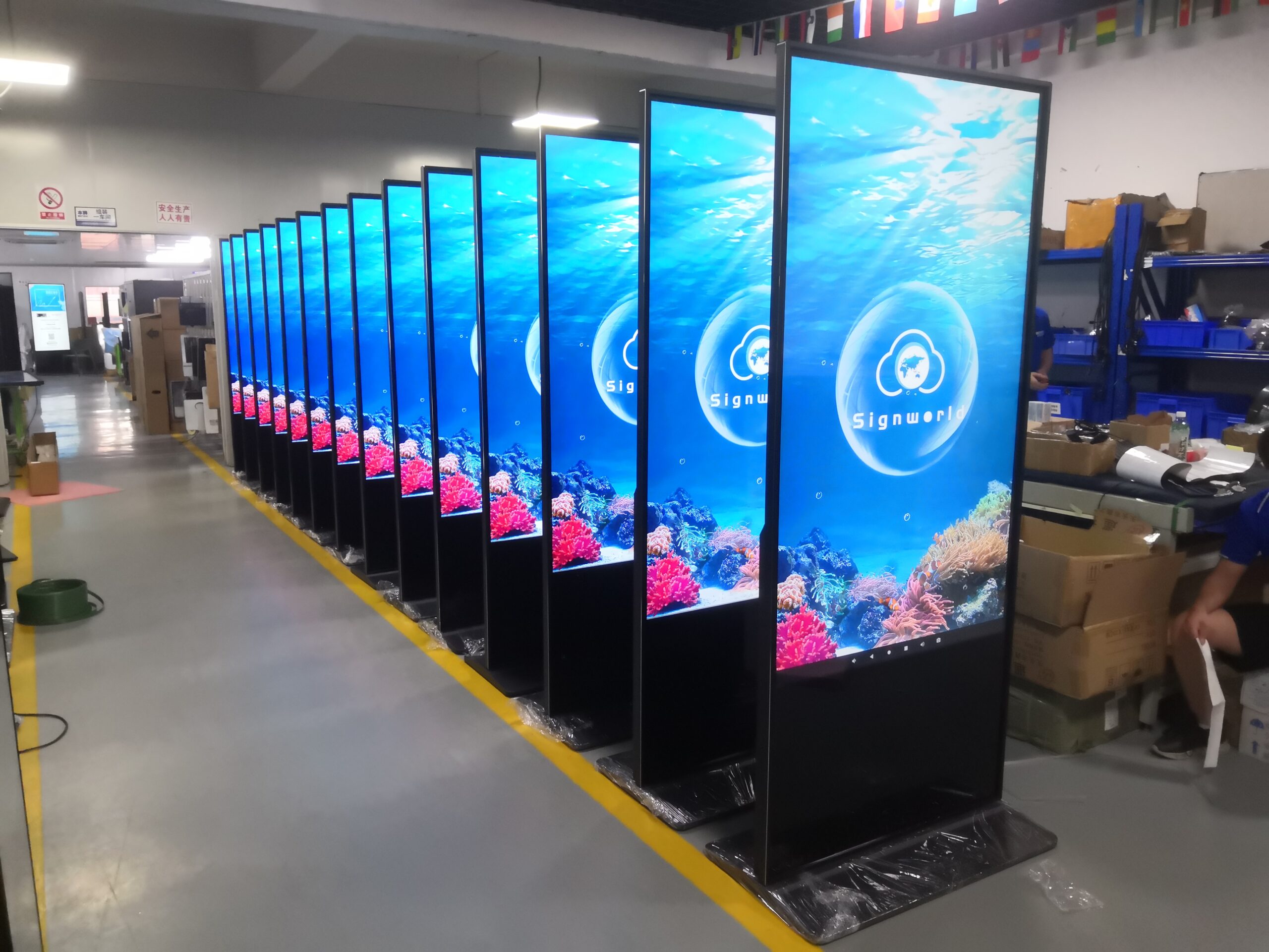 Floor Standing Vertical Touch Screen Kiosk 4K Indoor Advertising Player Display Screen HD LCD LED Digital Signage