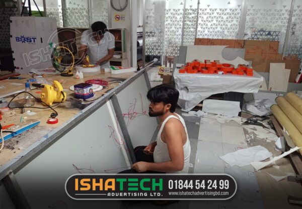 LED Signage Maker Shop