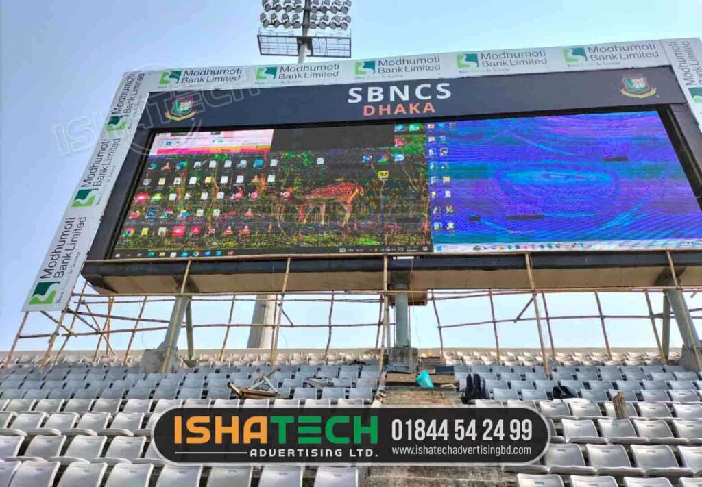 Outdoor digital advertising screen for events