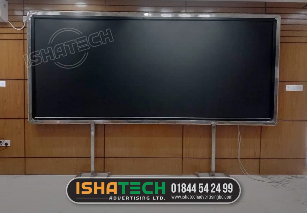 Outdoor LED display board