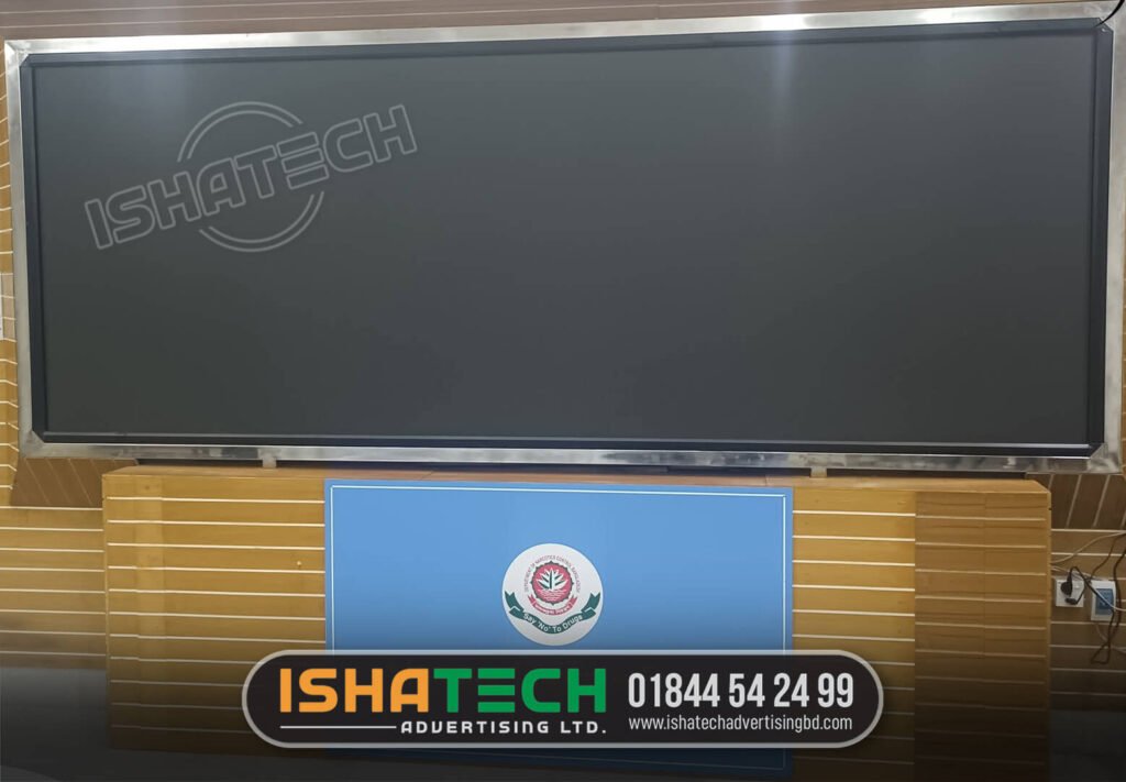 Outdoor LED panel for marketing